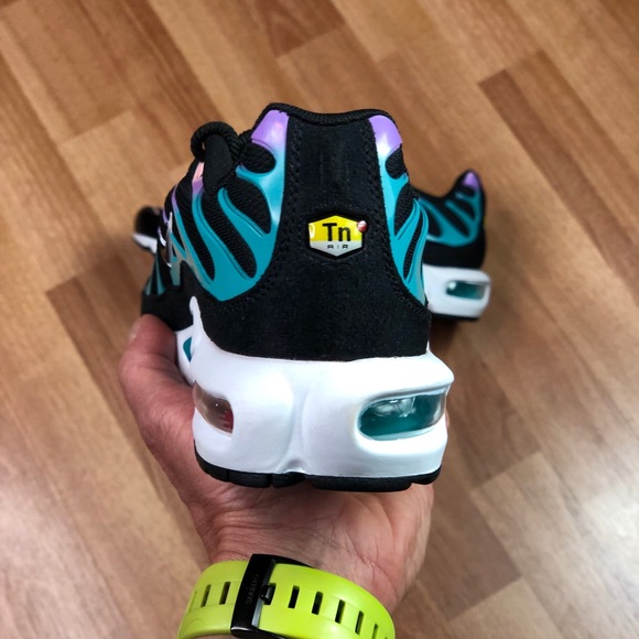 Nike Air Max Plus Have A Nice Day (BQ7224-001) - Picture 3 of 7